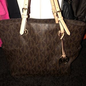 Michael Kors Tote